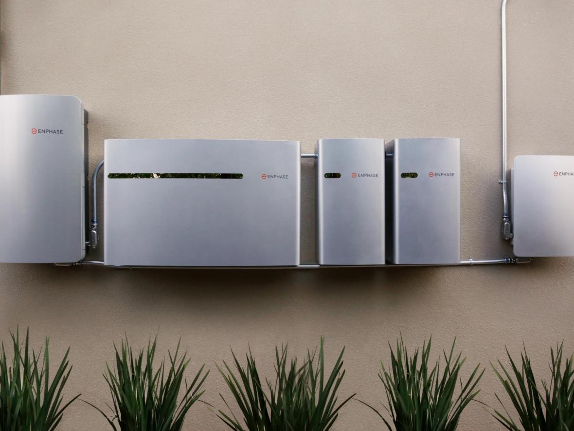 Home battery backup system protecting a Colorado home during a power outage